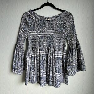 Spense Large Blue Paisley Smocked Fairycore 3/4 Bell Sleeve Babydoll Shirt